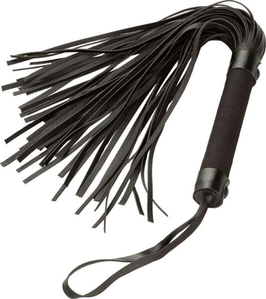 Czarny pejcz flogger Nocturnal Collection Flogger marki CalExotics z pętlą na nadgarstek