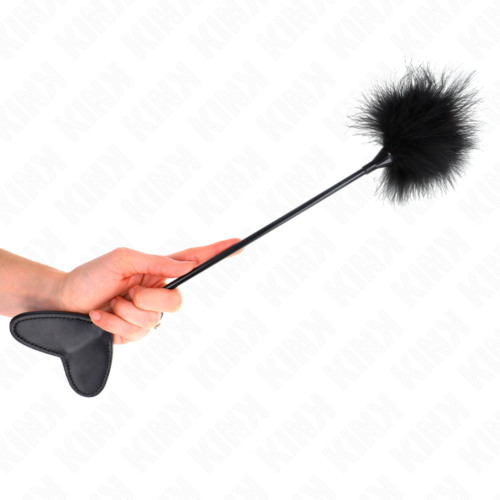 Plastikowe pióra KINK TICKLE FEATHERS z sercem 31 cm