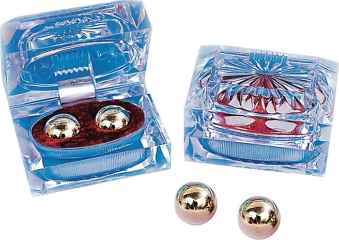 Bolas doradas - ben wa balls Bolas doradas - ben wa balls